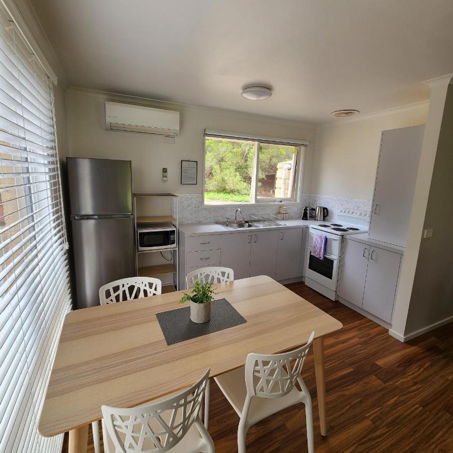 Bells Beach Cottages Bellbrae Екстер'єр фото