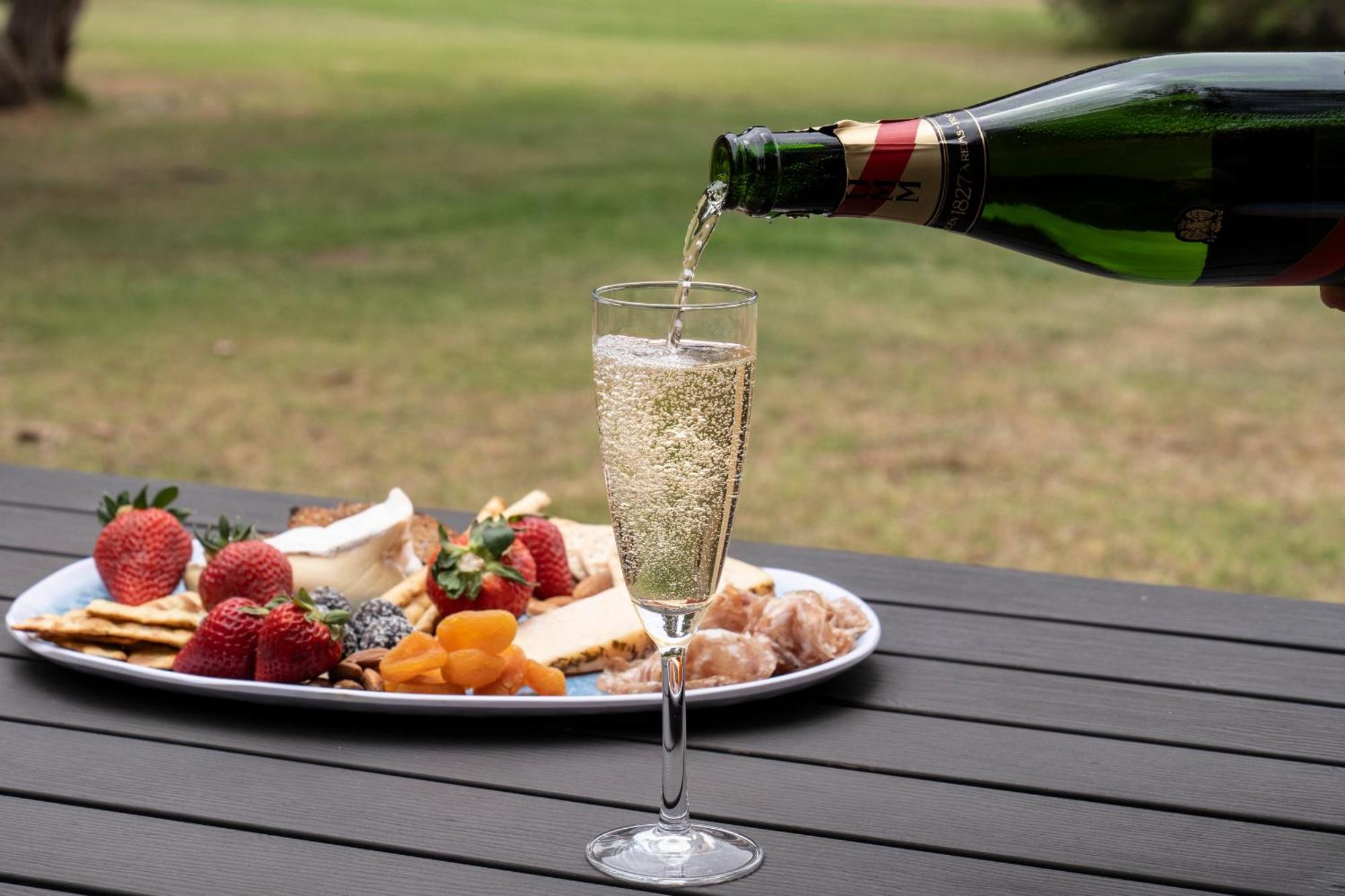 Bells Beach Cottages Bellbrae Екстер'єр фото