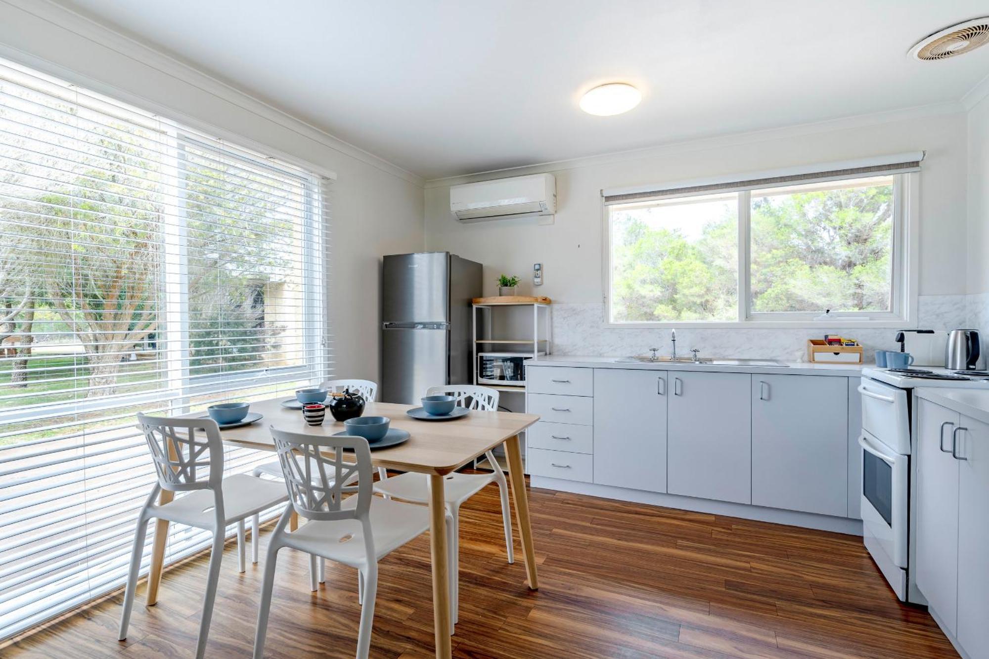Bells Beach Cottages Bellbrae Екстер'єр фото