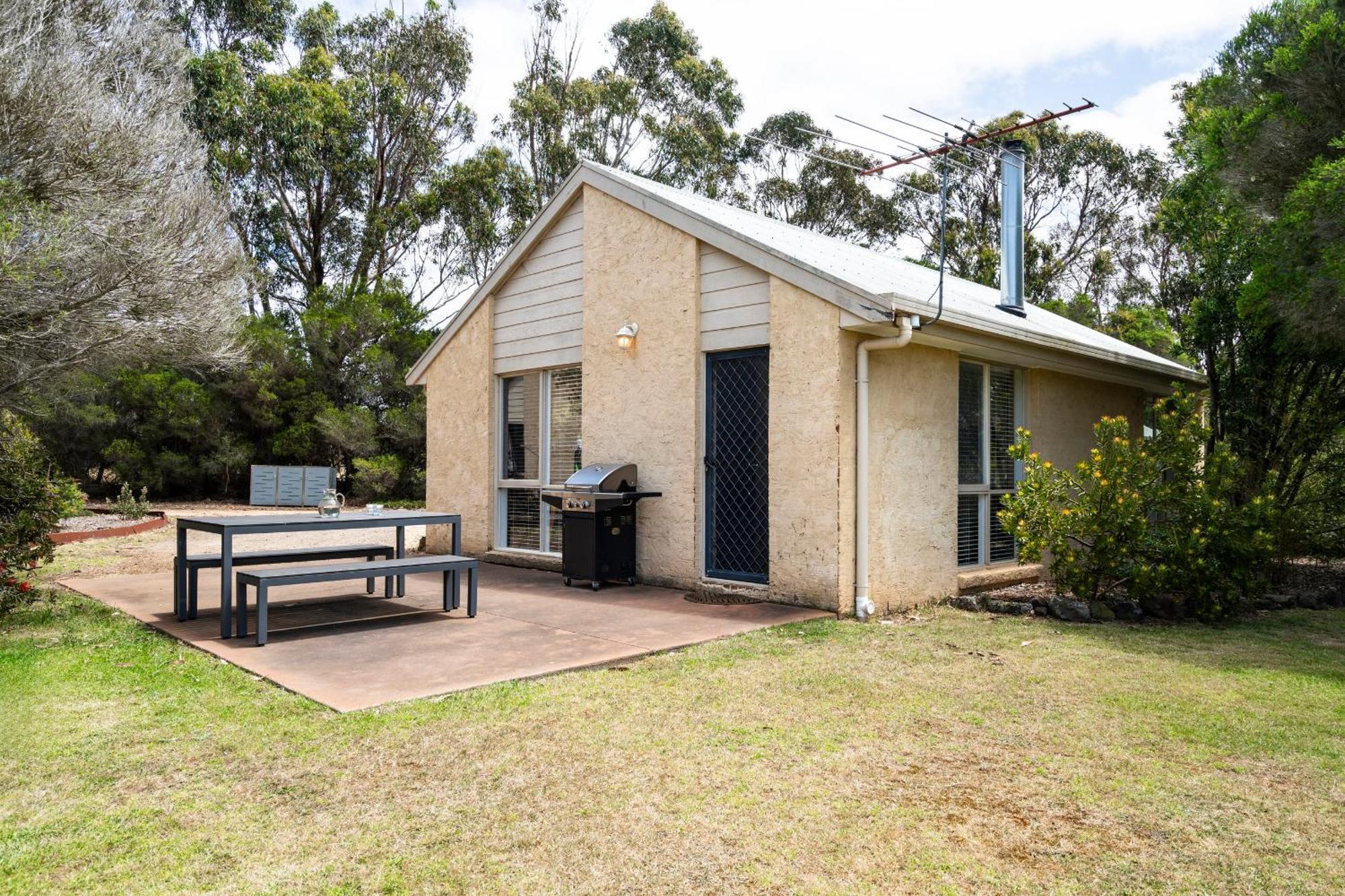 Bells Beach Cottages Bellbrae Екстер'єр фото